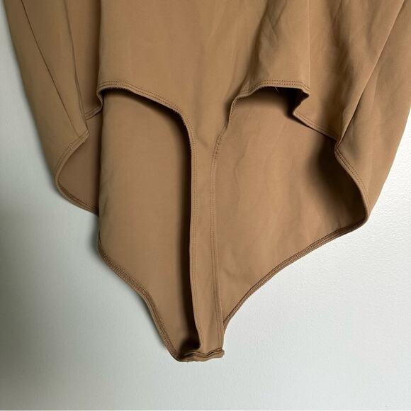 Good American Plus Size Pecan Tan Modern Tank Scuba Thong Bodysuit - Picture 5 of 9